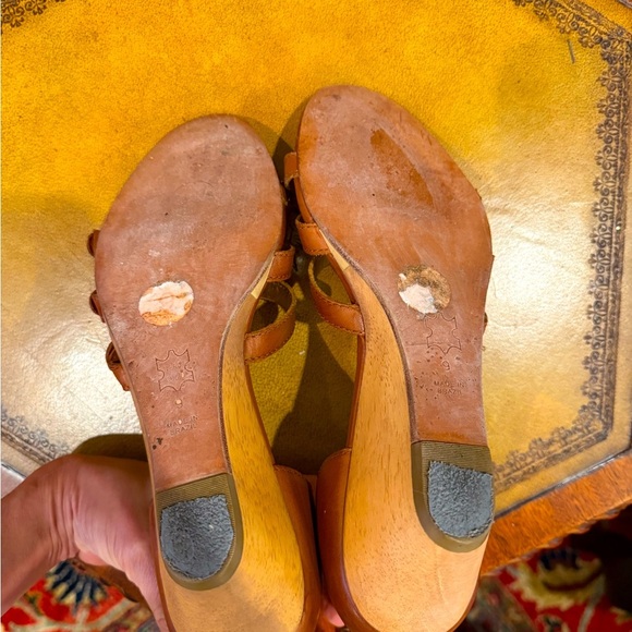 Cynthia Vincent Leather Wedge Sandals Size 9 MSRP $298 - Picture 6 of 8